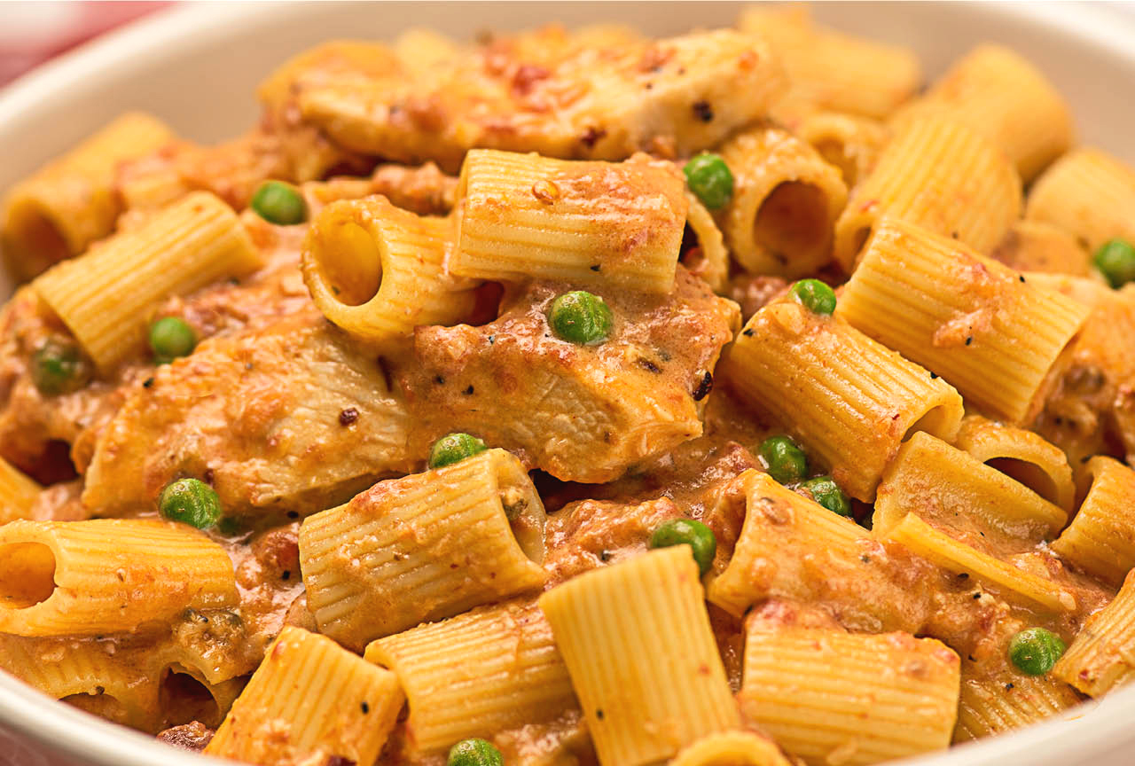 Spicy Chicken Rigatoni - Buca Di Beppo Copycat Recipe - Spills Spot